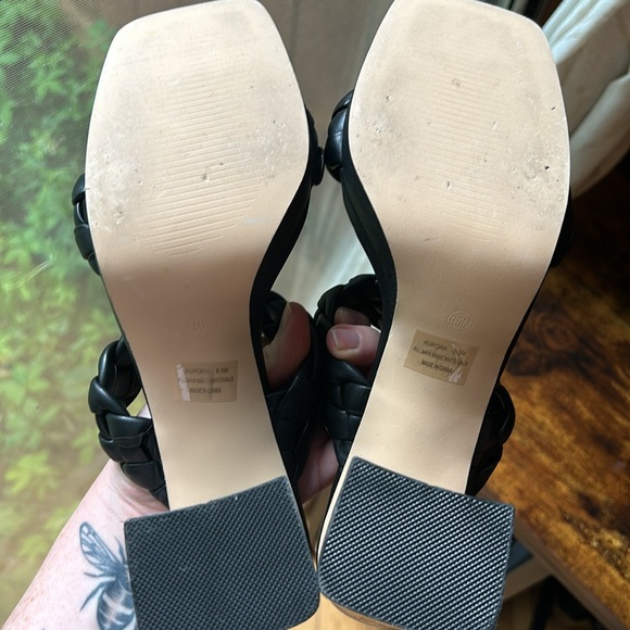 SINCERELY JULES Braided Heels - Picture 5 of 6